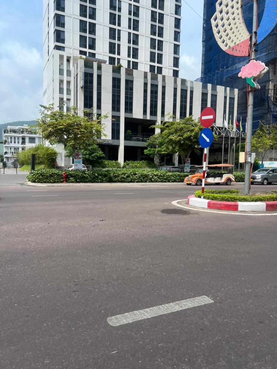 Flc Sea Tower Quy Nhon_Can Ho Du Lich 5 Sao_Cach Bien 40M + Ho Boi Buitenkant foto